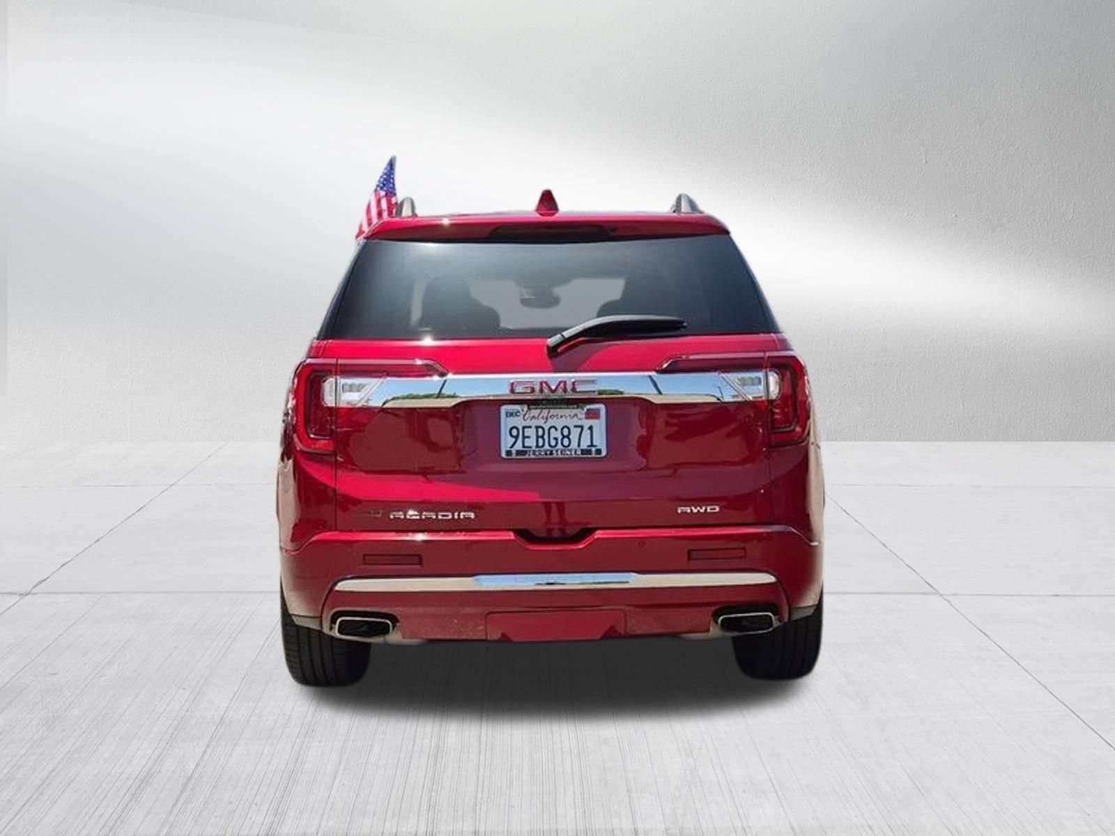 Used 2021 GMC Acadia Denali w/ Denali Technology Package AWD/4WD image 4