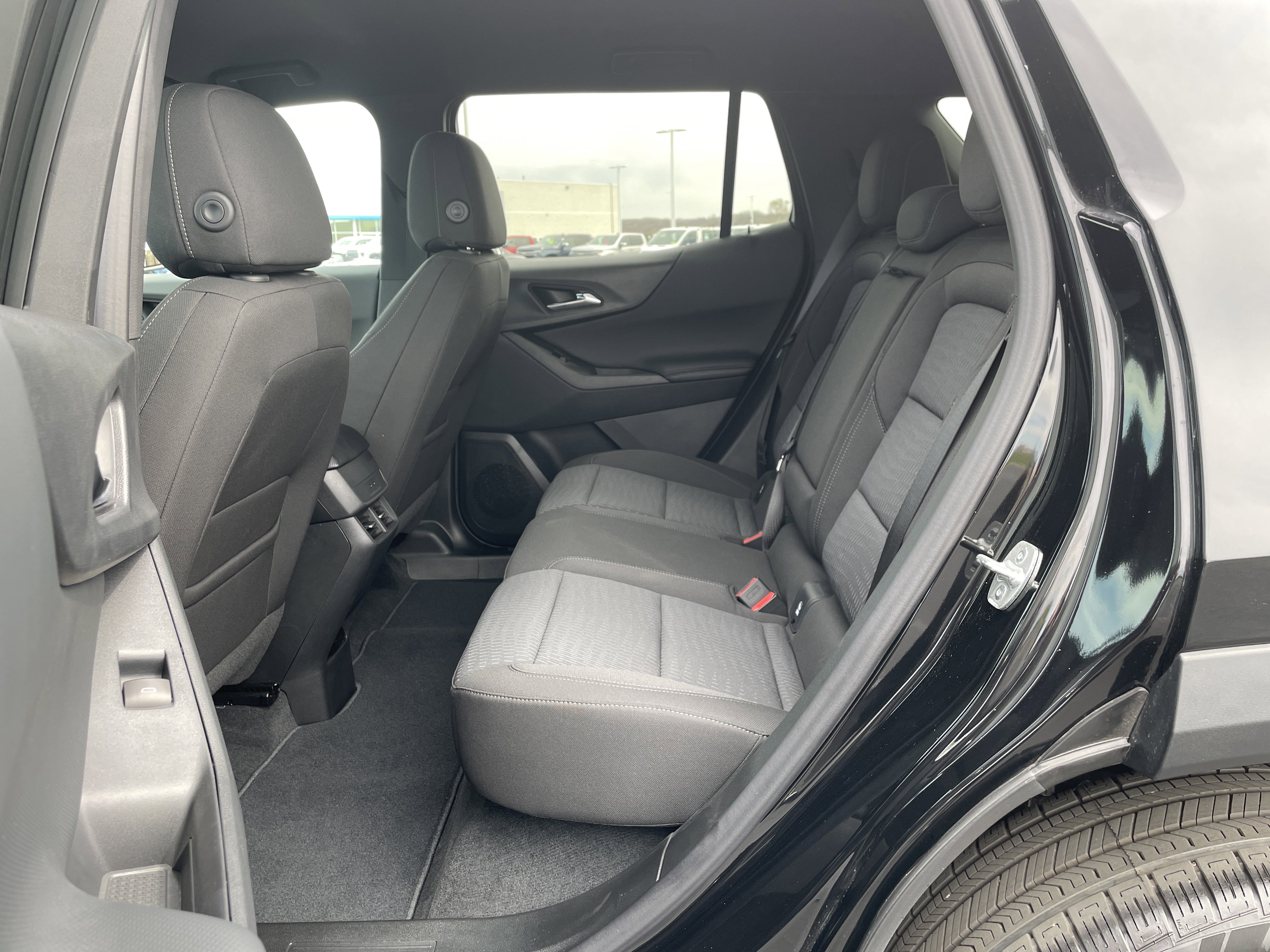 Certified 2026 Chevrolet Equinox LT w/ Midnight Edition FWD image 44