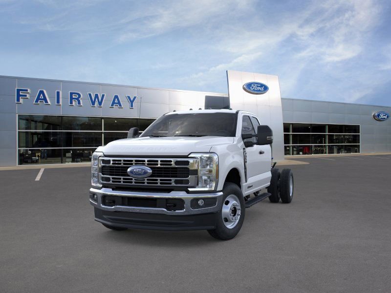 New 2025 Ford F350 XL w/ XL Chrome Package image 34