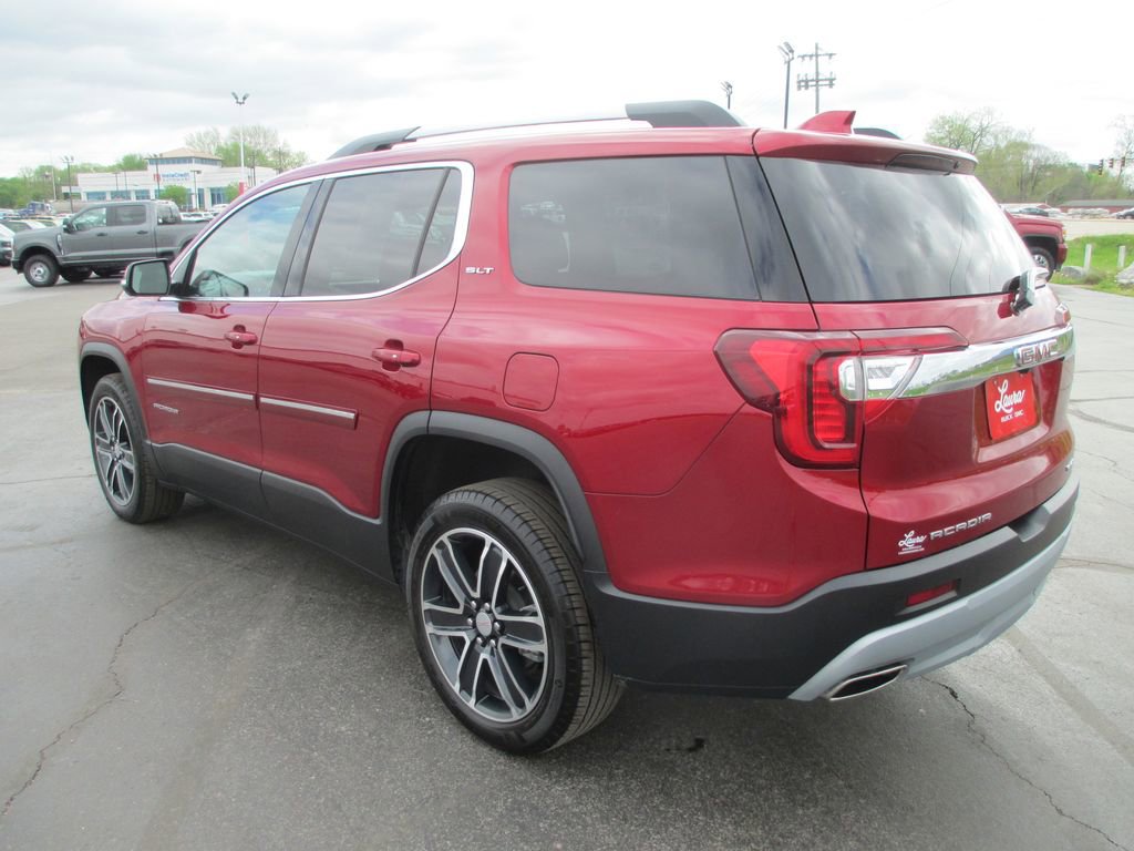 Used 2023 GMC Acadia SLT w/ Technology Package AWD/4WD image 9