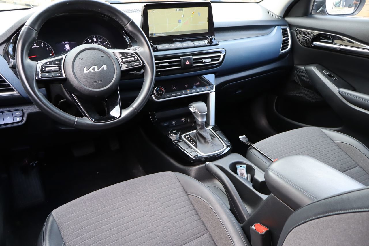 Used 2022 Kia Seltos S FWD image 4