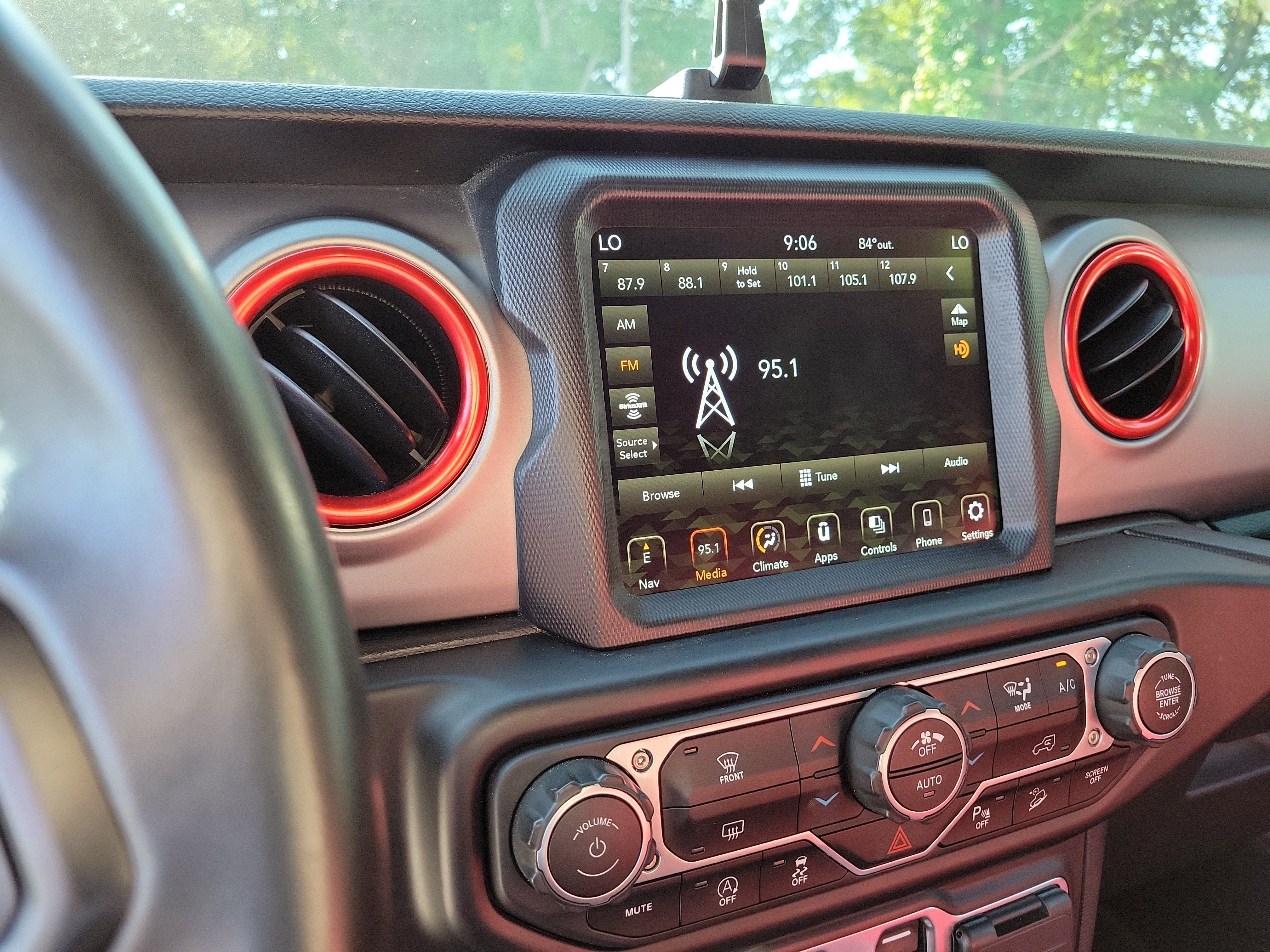 Certified 2021 Jeep Wrangler Unlimited Sport AWD/4WD image 17