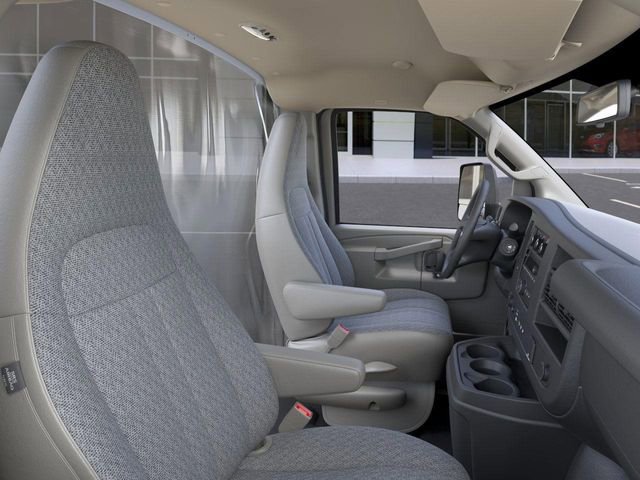 New 2025 GMC Savana 3500 w/ Power Convenience Package image 17