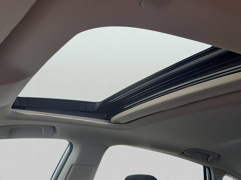 Used 2023 Honda Accord EX image 15