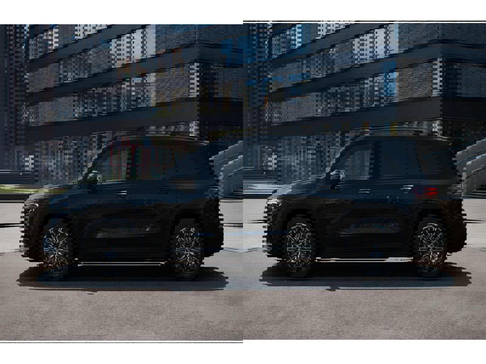 Used 2024 Mercedes-Benz EQB 350 4MATIC SUV image 63