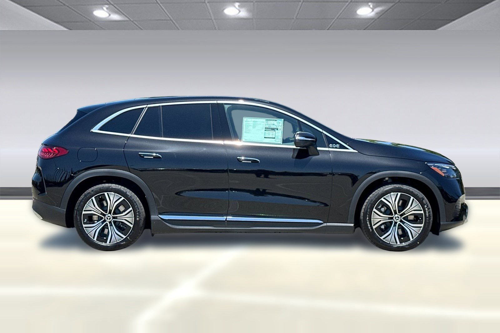 New 2025 Mercedes-Benz EQE 350+ 4MATIC SUV image 2