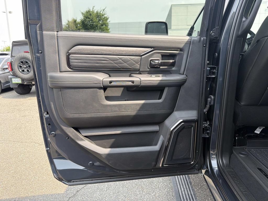 New 2026 RAM 3500 Limited AWD/4WD image 16