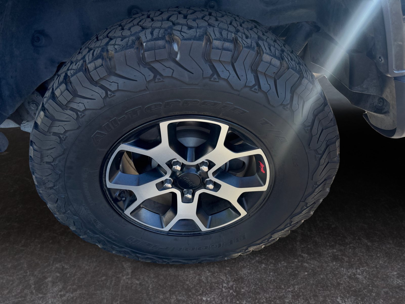 Used 2019 Jeep Wrangler Unlimited Rubicon AWD/4WD image 14