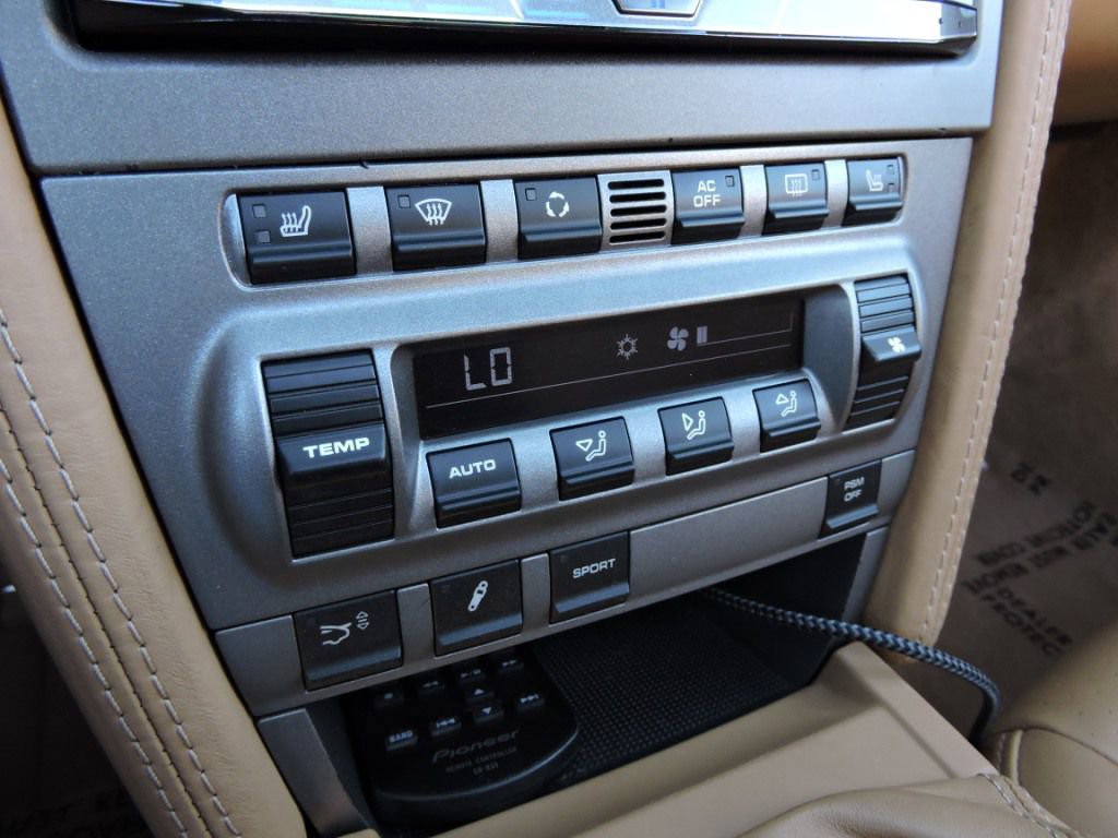 Used 2006 Porsche 911 Carrera 4S image 72