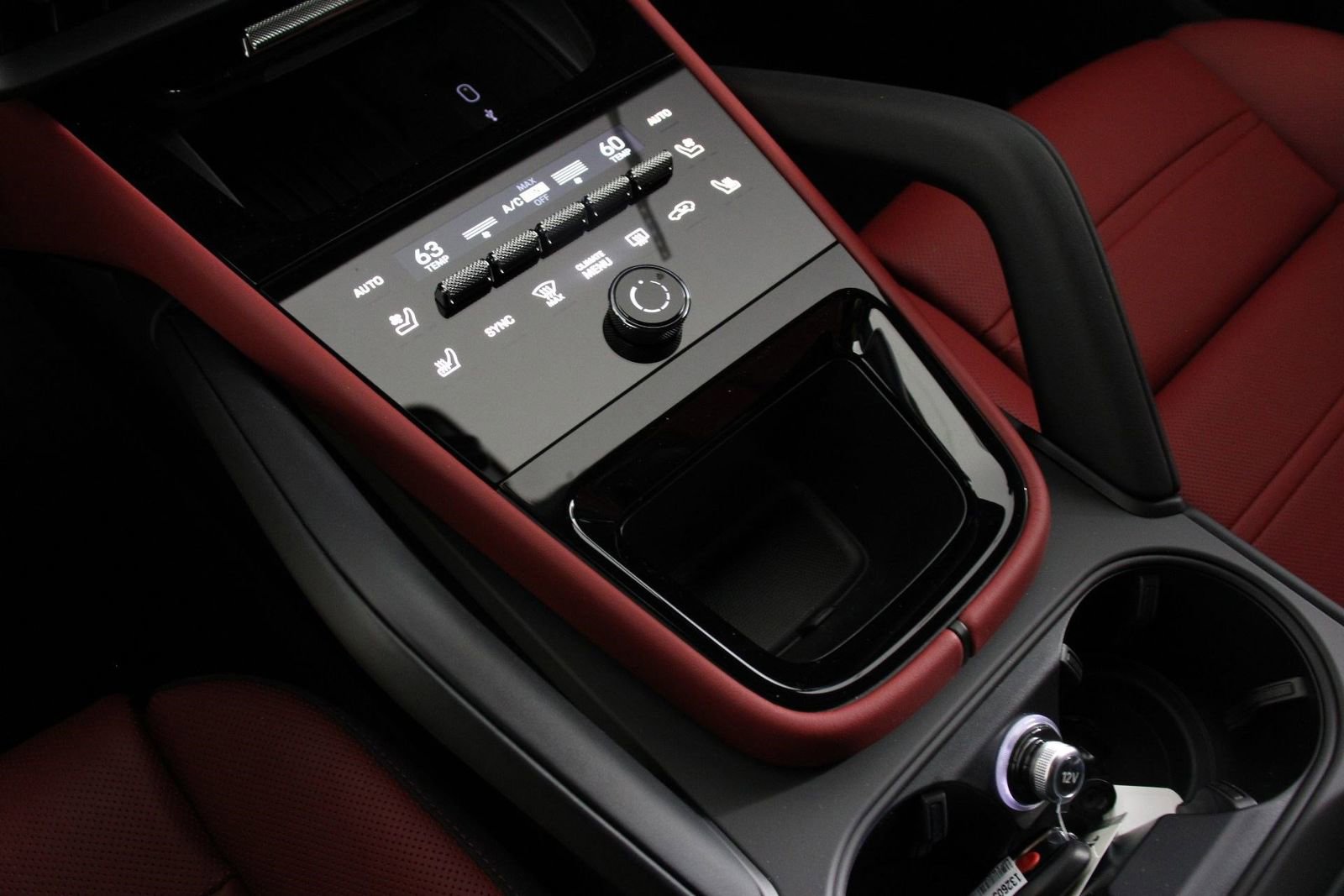 New 2026 Porsche Cayenne Coupe image 14