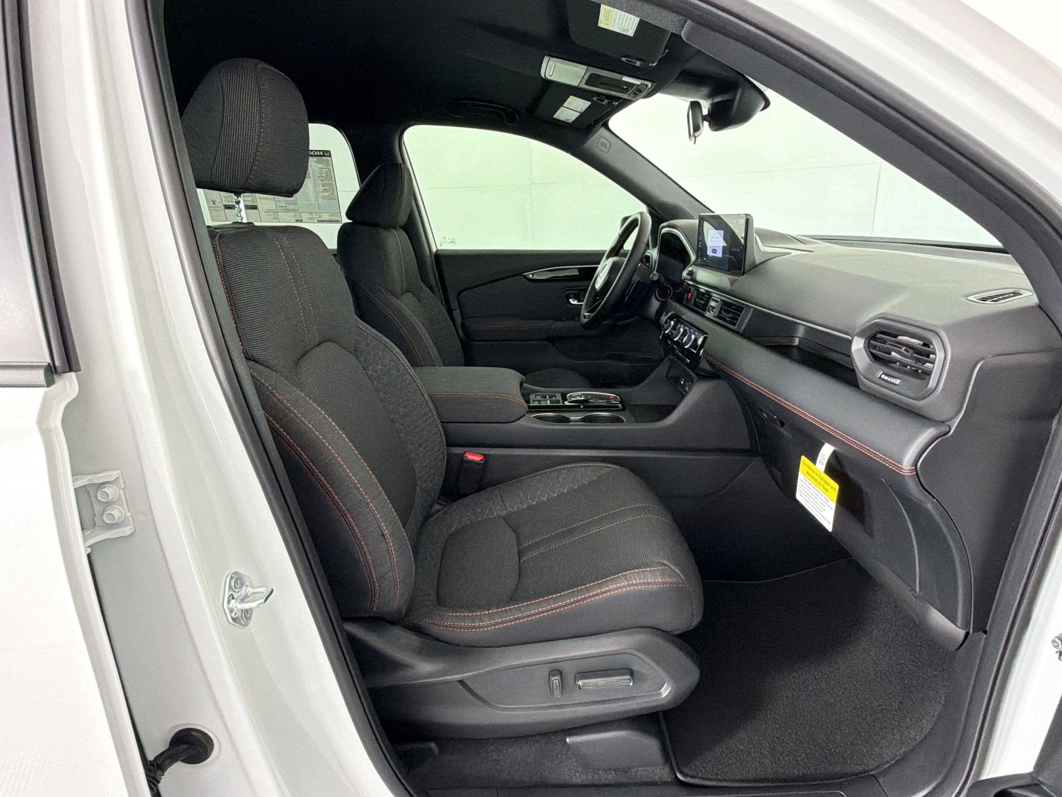New 2026 Honda Pilot Sport image 30