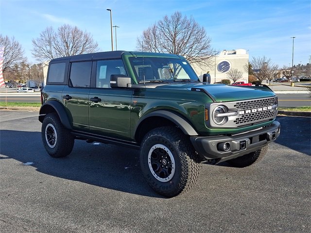 New 2025 Ford Bronco Badlands image 2