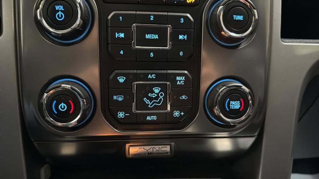 Used 2013 Ford F150 Raptor w/ Luxury Equipment Group AWD/4WD image 13