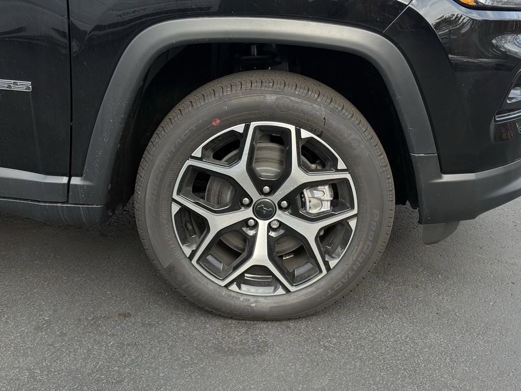 New 2026 Jeep Compass Limited w/ Sun, Sound & Navigation Group image 9