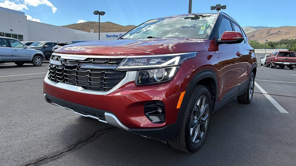Used 2024 Kia Seltos S AWD/4WD image 7