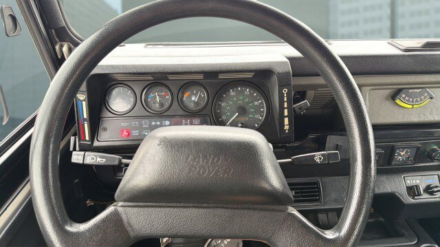 Used 1997 Land Rover Defender 90 AWD/4WD image 25