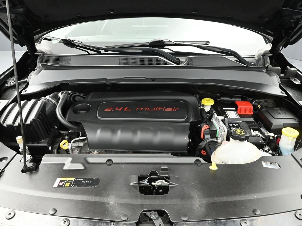 Certified 2022 Jeep Compass Limited image 19