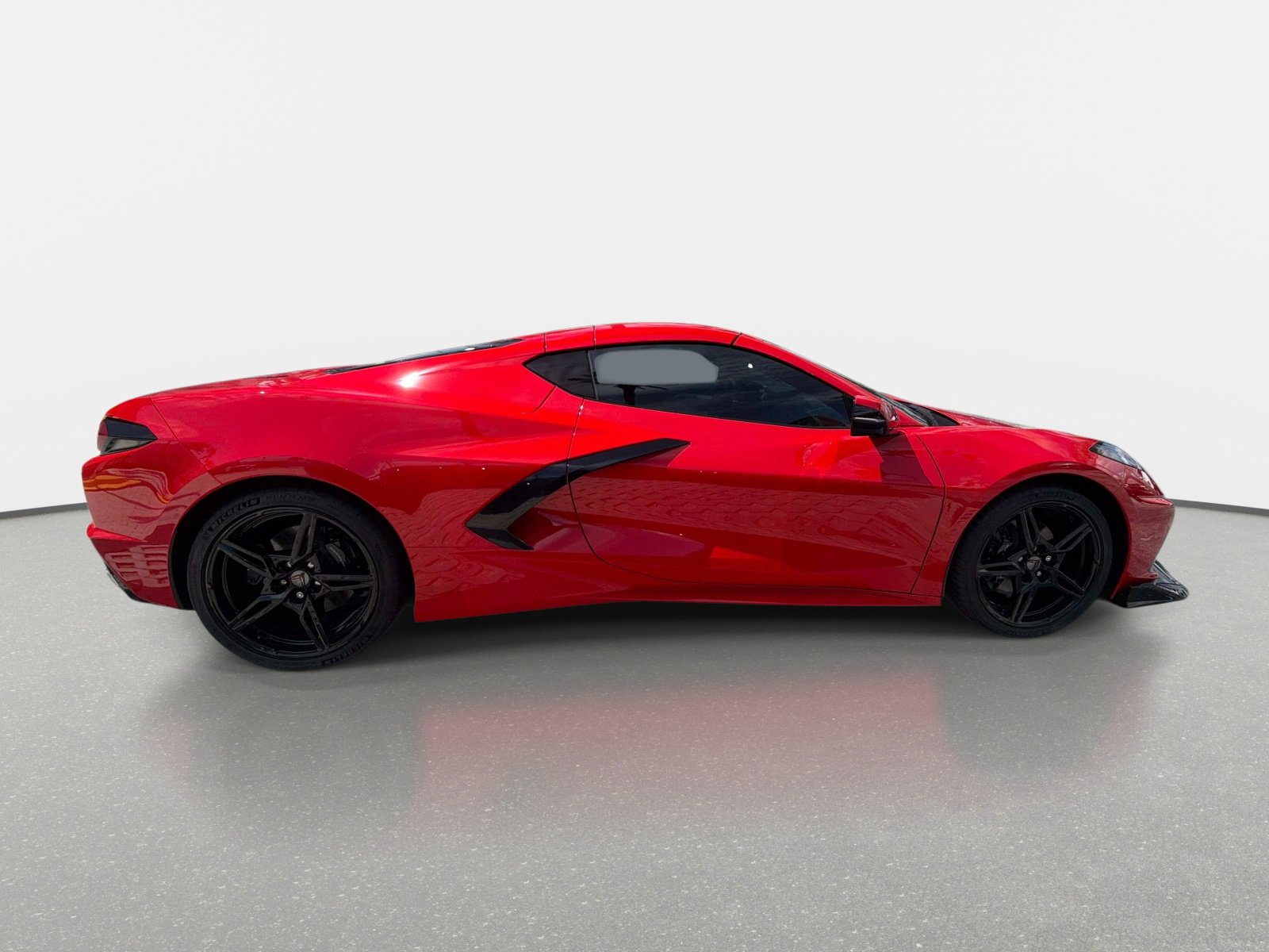 Used 2025 Chevrolet Corvette Stingray Preferred Cpe w/ Battery Protection Package RWD image 2