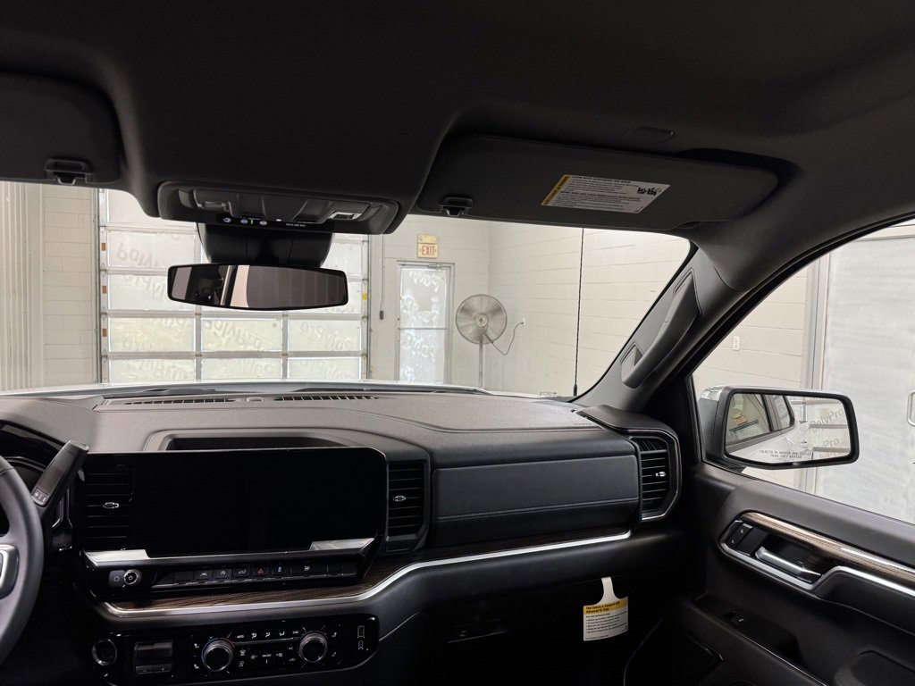 New 2026 Chevrolet Silverado 1500 LT image 23