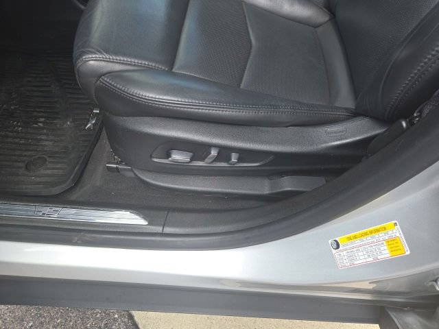 Used 2019 Cadillac XT5 Luxury FWD image 29