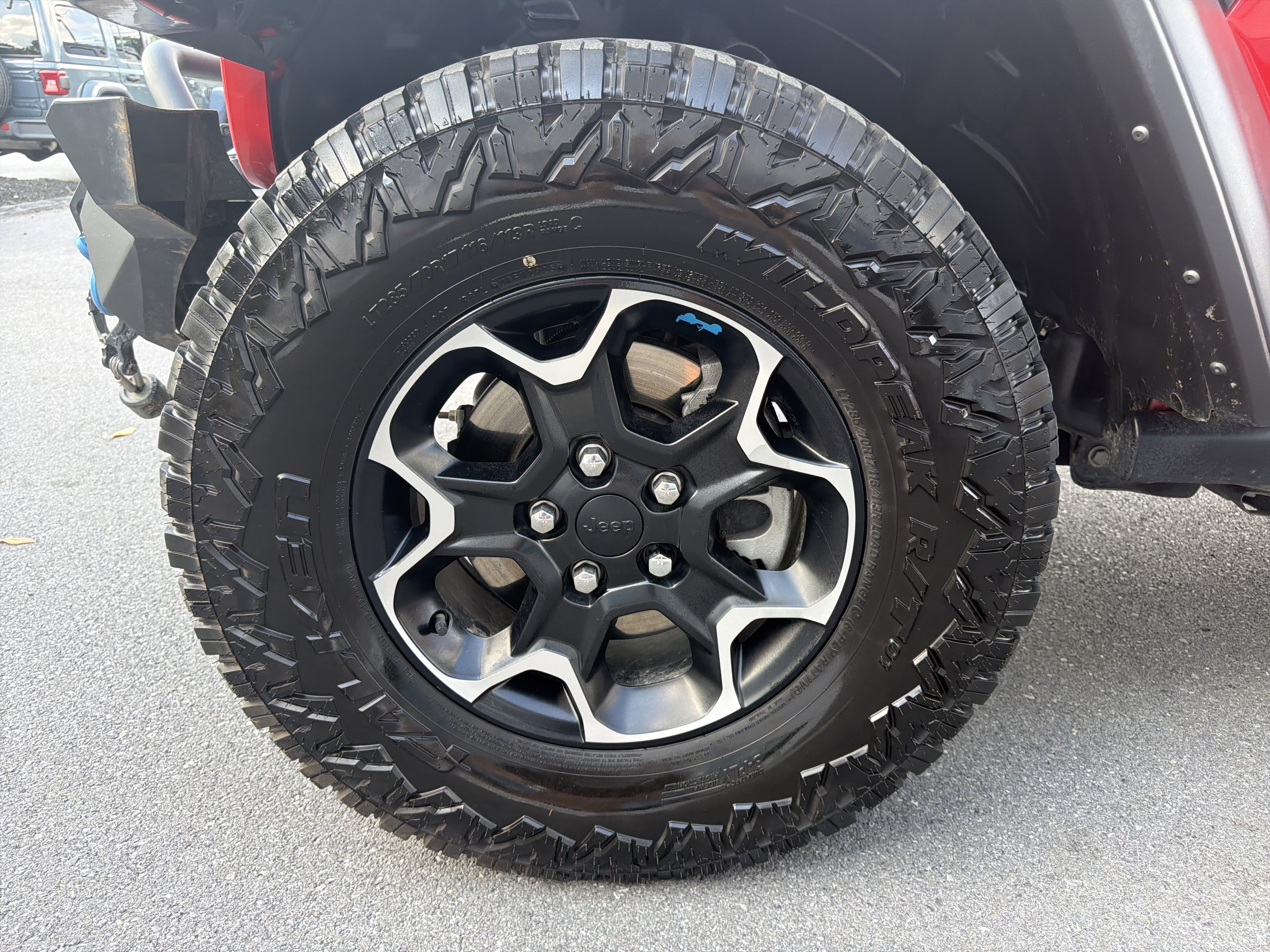 Used 2022 Jeep Wrangler Unlimited Rubicon 4xe AWD/4WD image 11