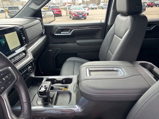 Used 2022 Chevrolet Silverado 1500 LTZ image 26