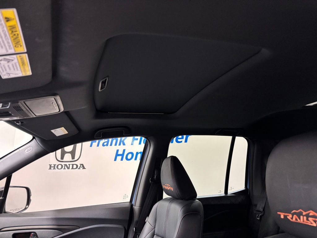 Certified 2025 Honda Ridgeline TrailSport image 12
