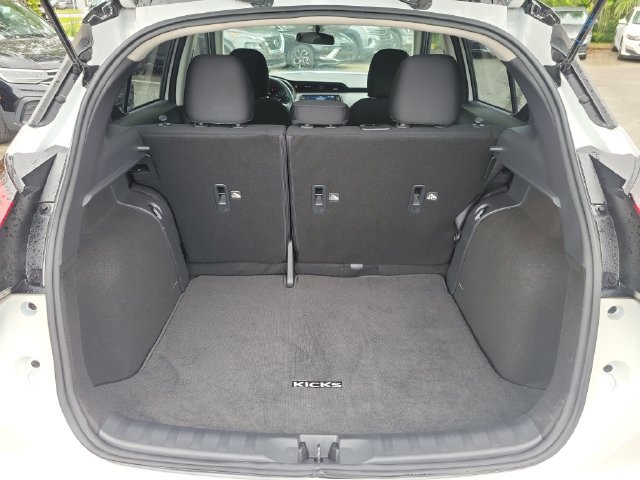 Certified 2024 Nissan Kicks SV FWD image 9