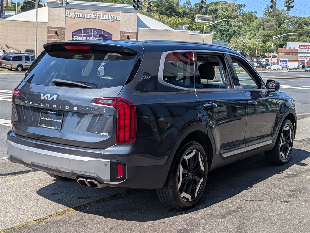 Used 2023 Kia Telluride S image 6