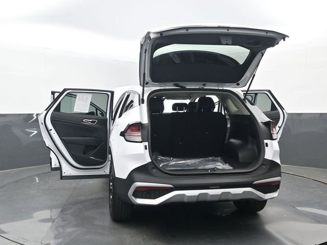 Used 2025 Kia Sportage EX image 34