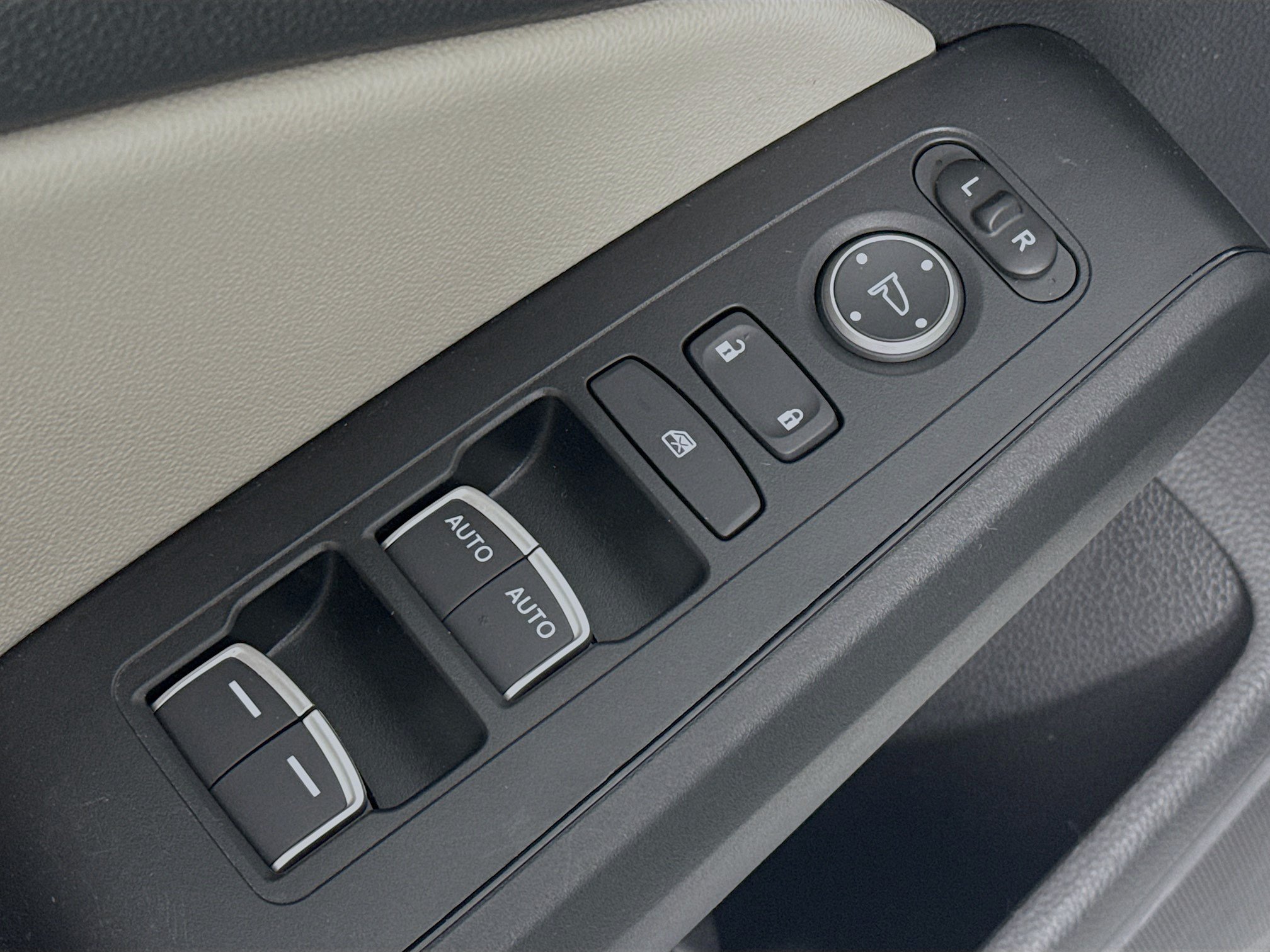 Certified 2024 Honda Civic EX-L image 17