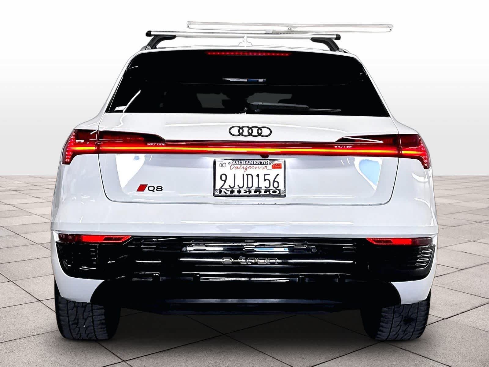 Certified 2024 Audi Q8 e-tron Prestige AWD/4WD image 8