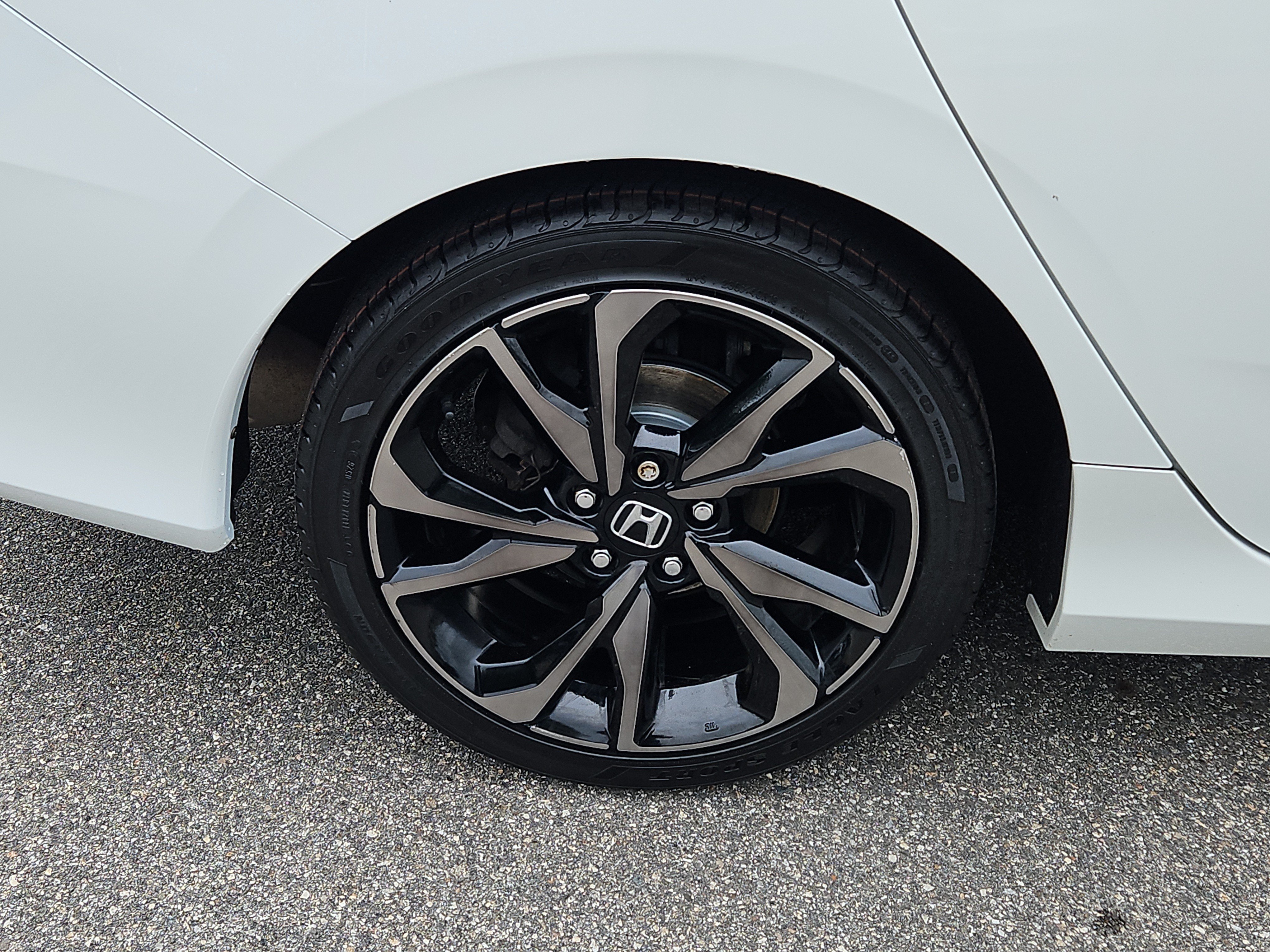 Certified 2019 Honda Civic Sport image 4