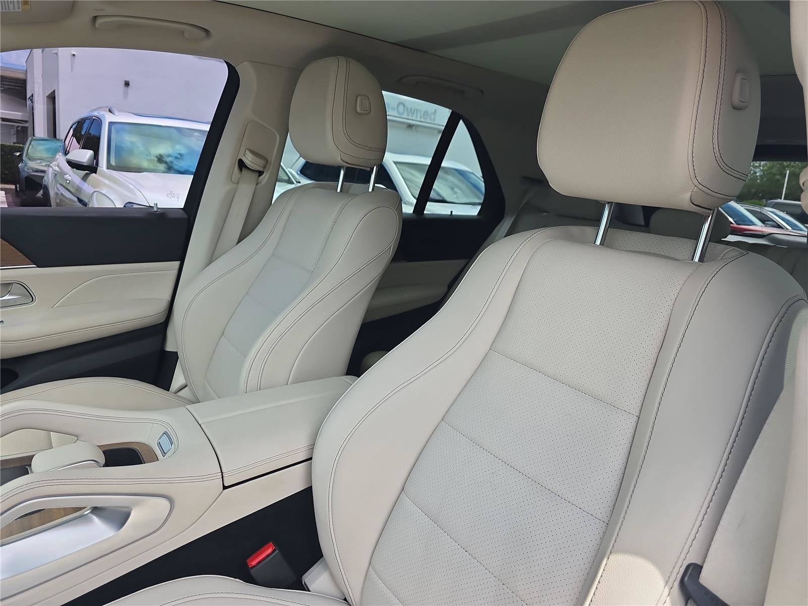 Used 2023 Mercedes-Benz GLE 350 4MATIC w/ Premium Package image 17