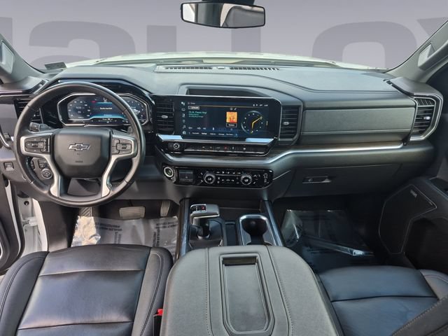 Certified 2022 Chevrolet Silverado 1500 RST w/ Redline Edition AWD/4WD image 12