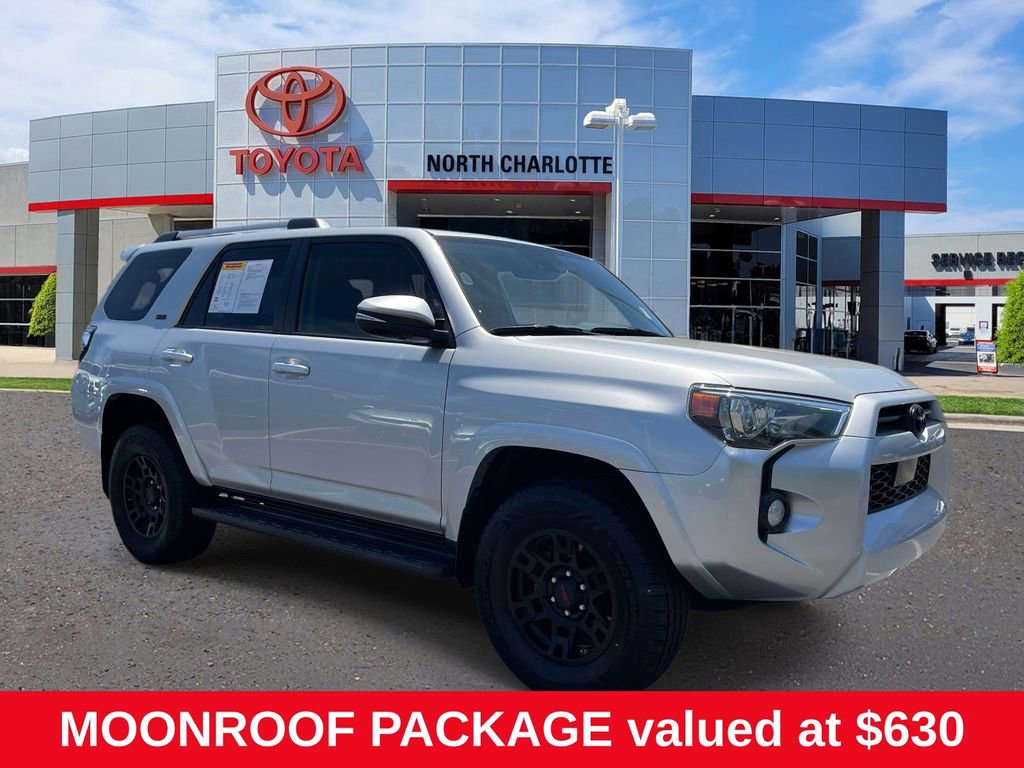 Used 2020 Toyota 4Runner SR5 Premium w/ Moonroof Package AWD/4WD image 1