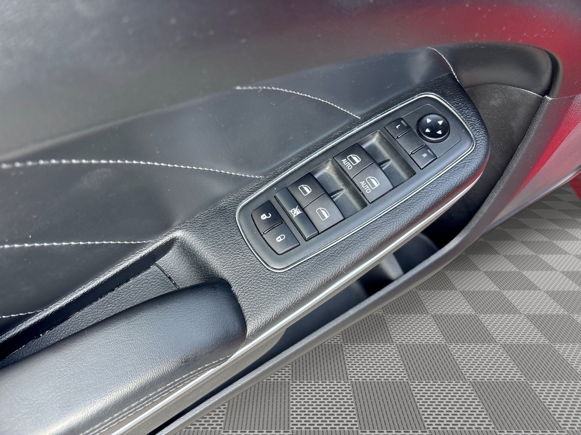Used 2020 Dodge Charger Scat Pack RWD image 15