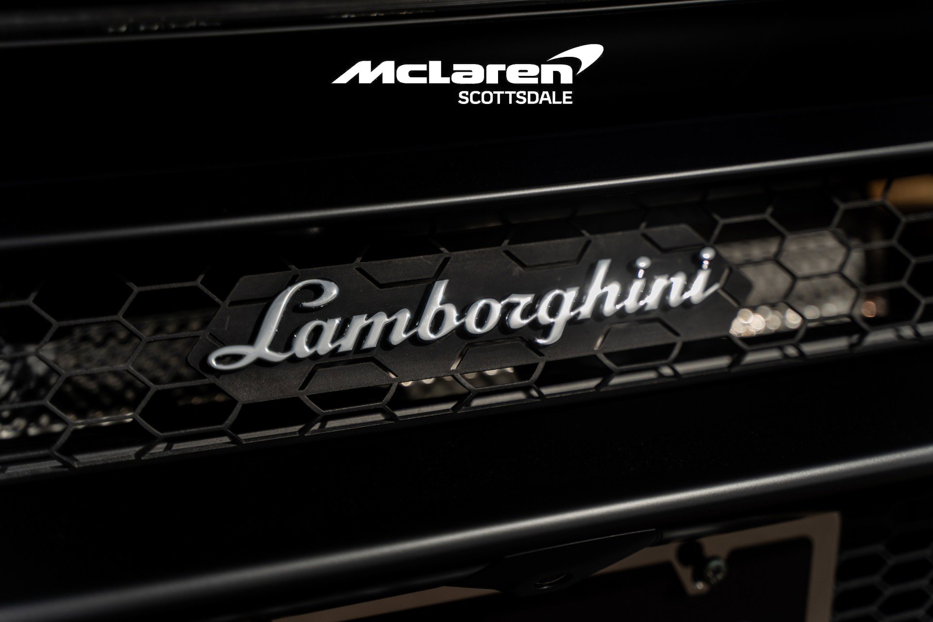 Used 2022 Lamborghini Huracan EVO image 17