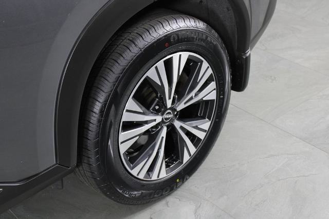 Certified 2023 Nissan Rogue SV image 13