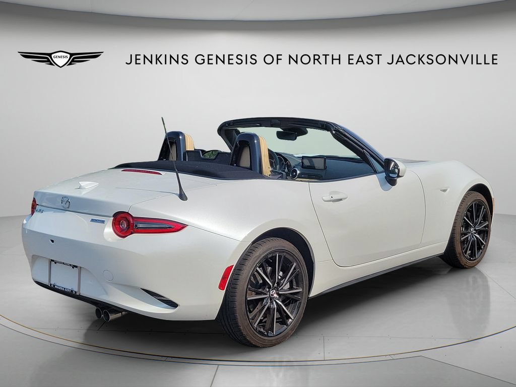 Used 2025 MAZDA MX-5 Miata Grand Touring RWD image 6
