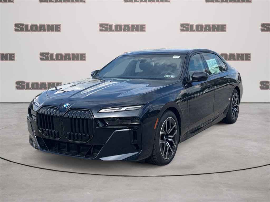 New 2026 BMW 750e xDrive image 1