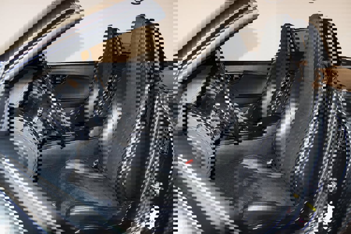 Used 2021 Jaguar F-TYPE R-Dynamic image 44