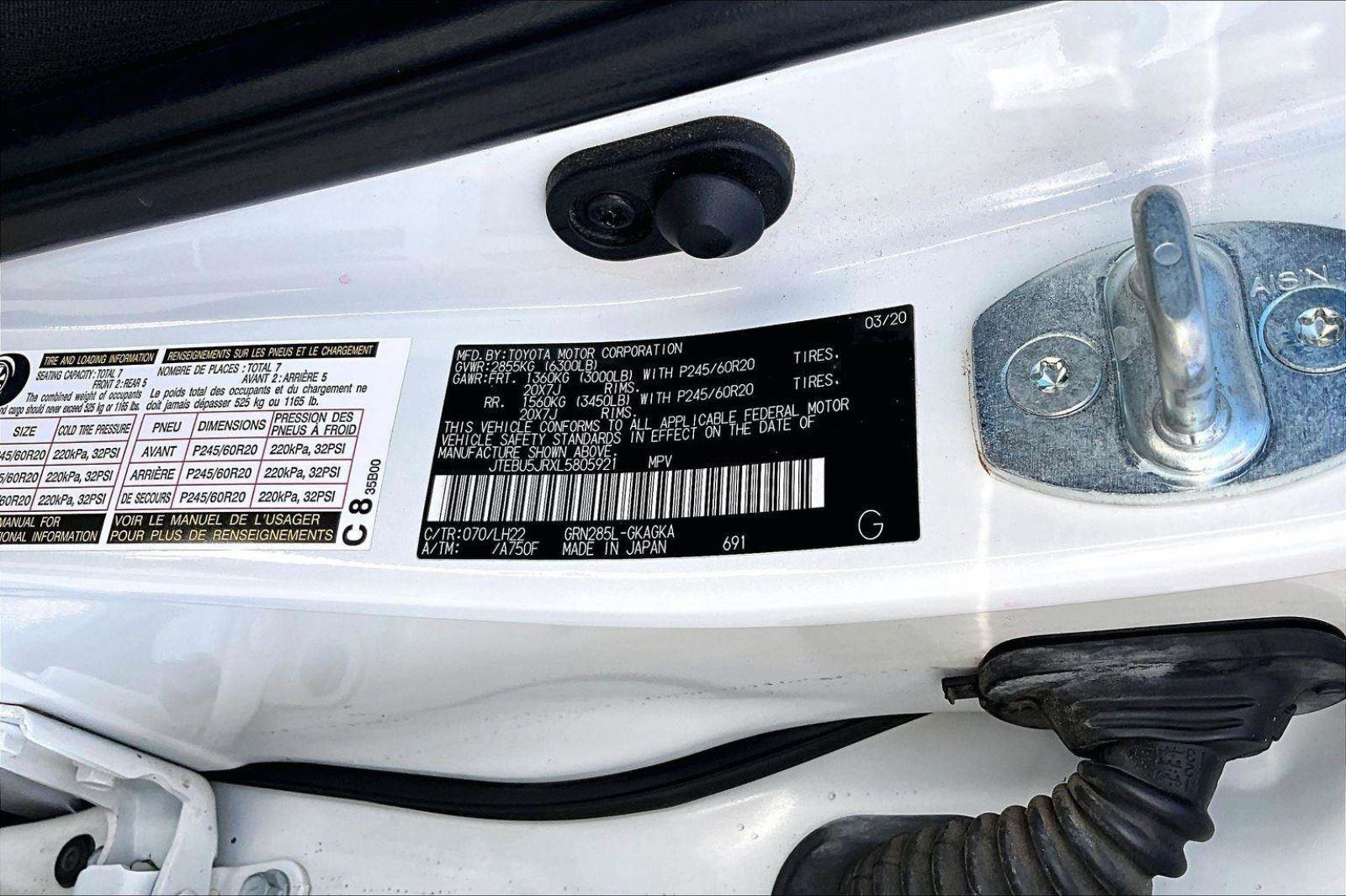 Used 2020 Toyota 4Runner Nightshade image 32