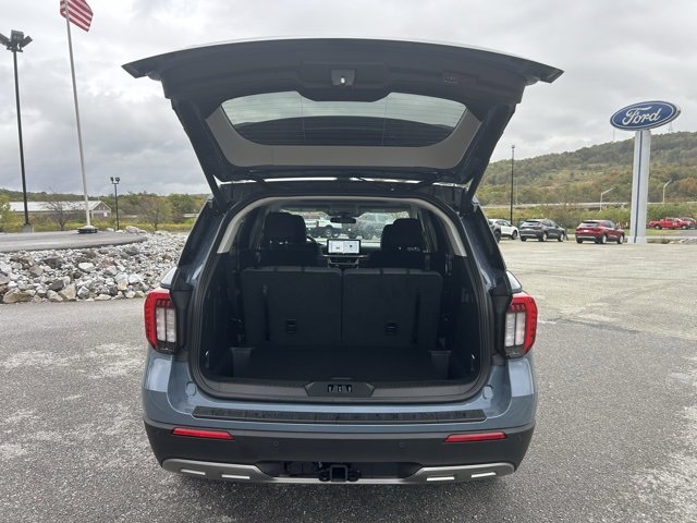 New 2025 Ford Explorer Active image 5