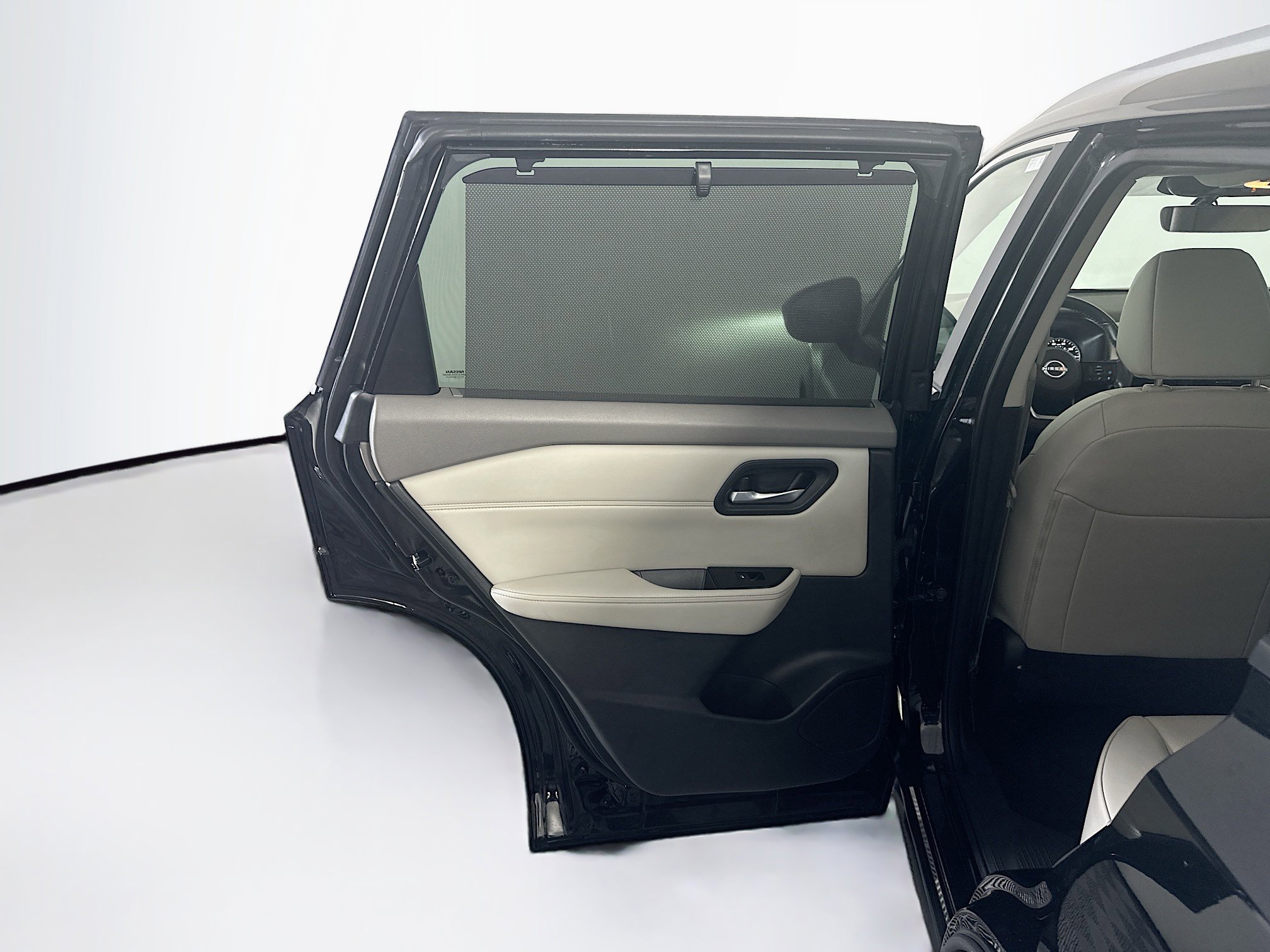 Used 2023 Nissan Rogue SV w/ SV Premium B Package image 27