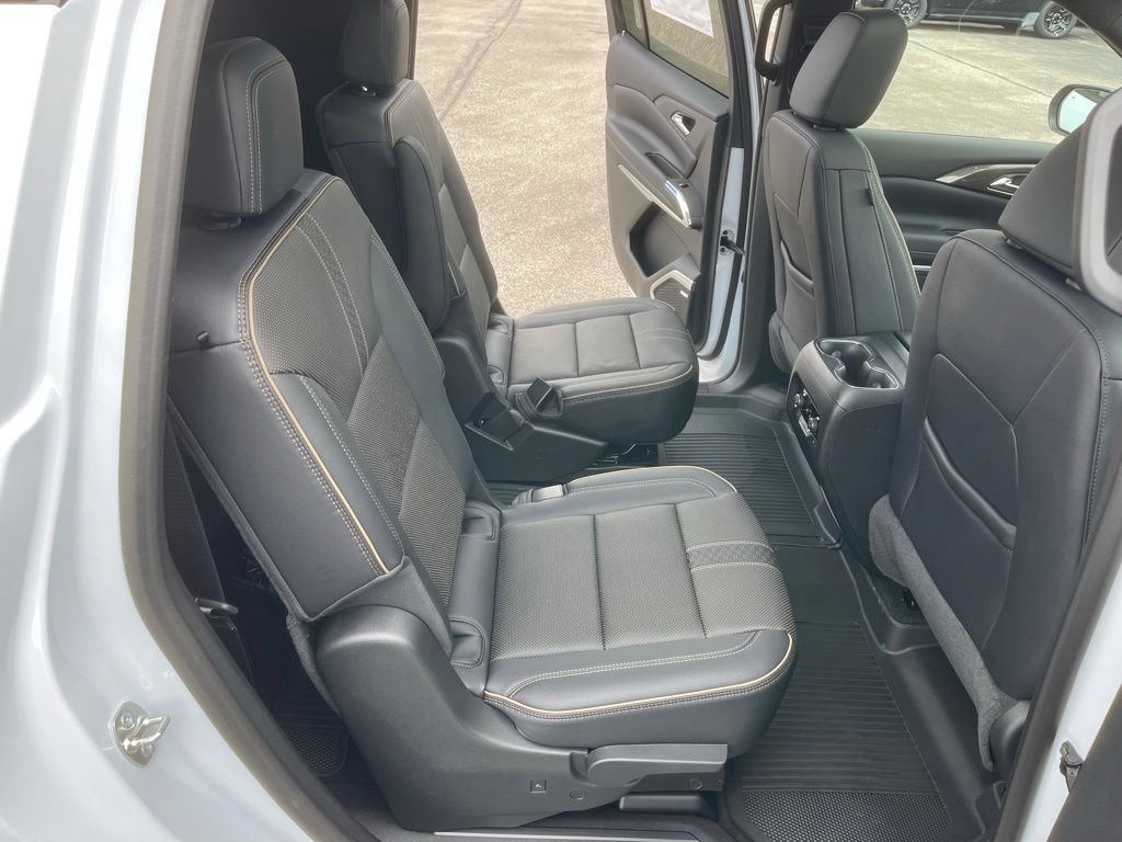 New 2026 Chevrolet Traverse High Country w/ LPO, Floor Liner Package AWD/4WD image 26