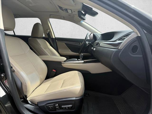 Used 2017 Lexus GS 350 w/ Preferred Accessory Package image 20
