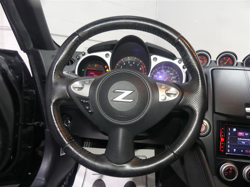 Used 2017 Nissan 370Z Coupe image 24