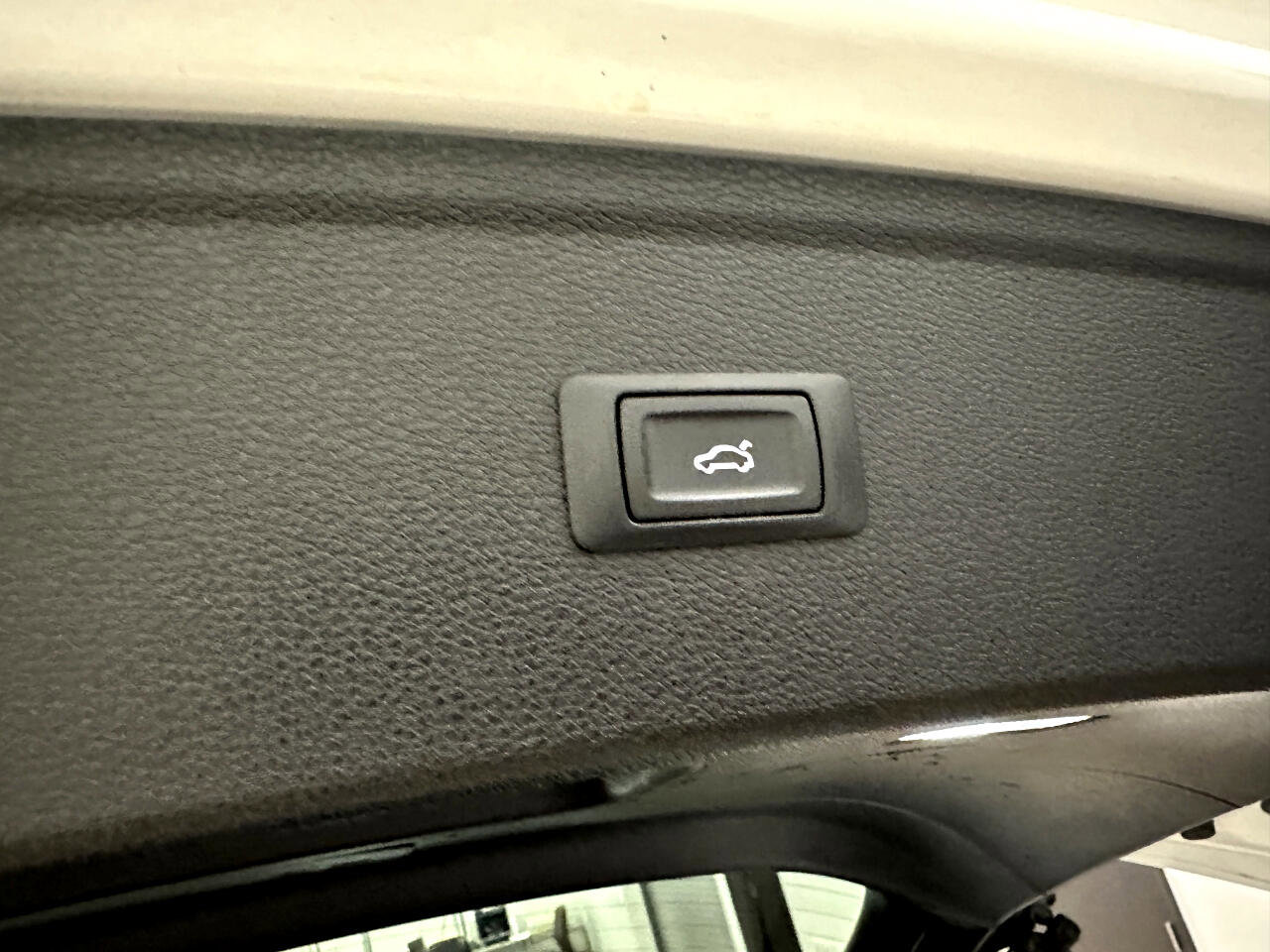 Used 2019 Audi Q5 2.0T Premium image 65