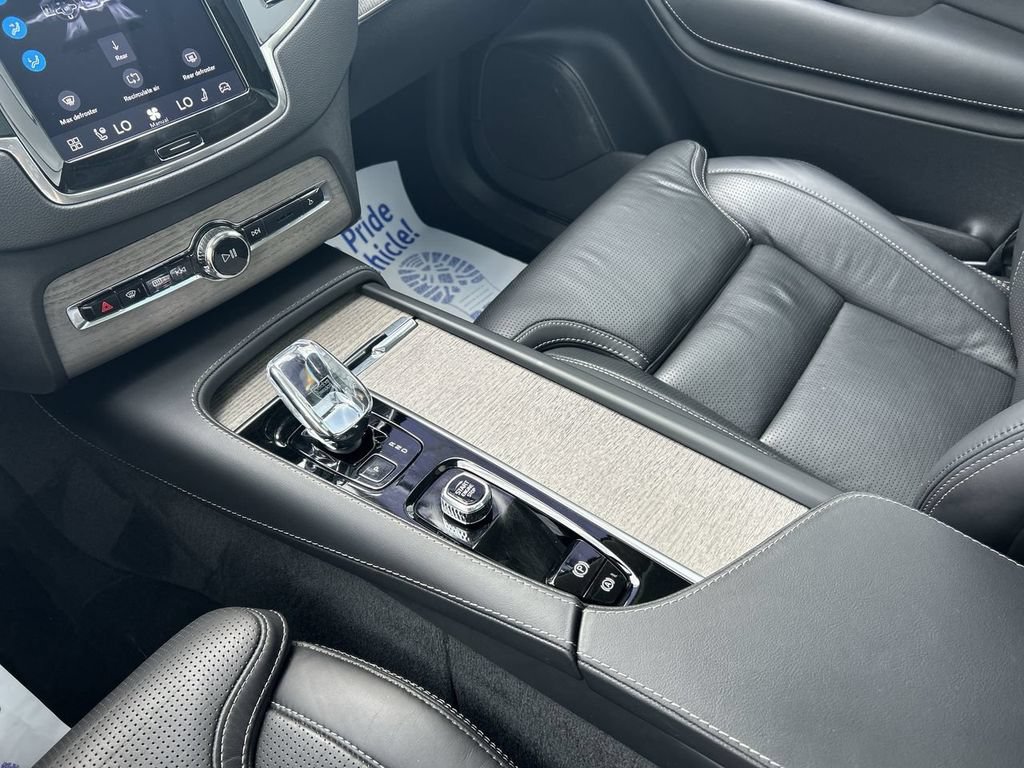 Certified 2023 Volvo XC90 B6 Ultimate w/ Protection Package Premier AWD/4WD image 22
